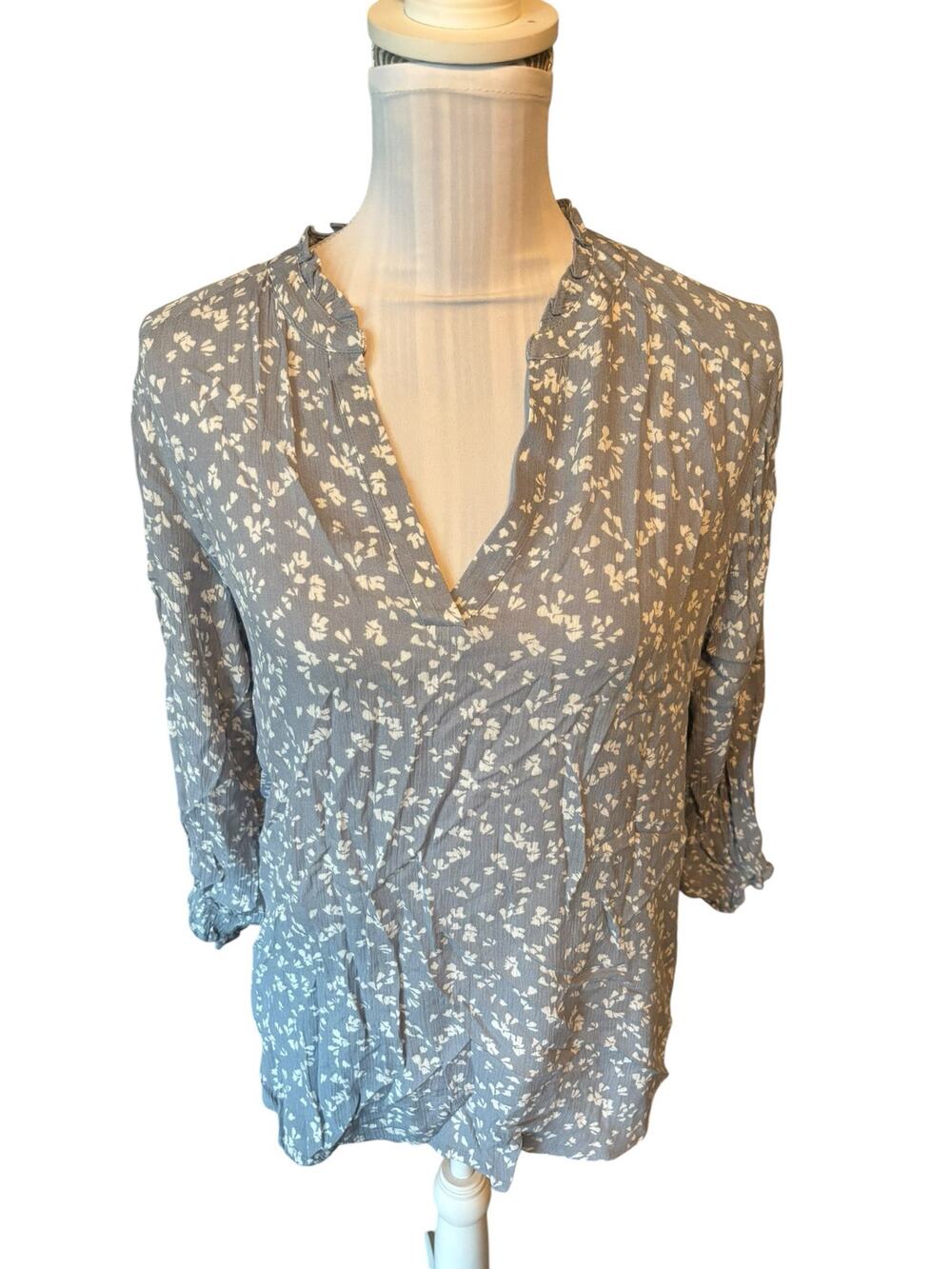 Monday Fun Veronica Smocked Sleeve Blouse Blue Size S NWT